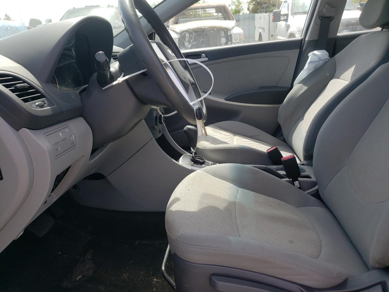 2013 Hyundai Accent Gls VIN: KMHCT4AE2DU386596 Lot: 57258764