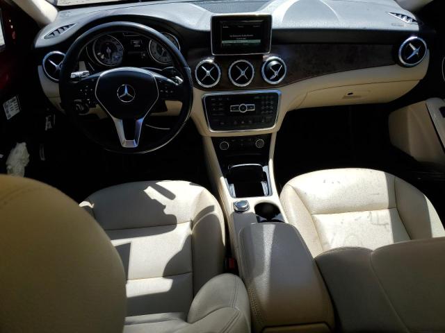 Паркетники MERCEDES-BENZ GLA-CLASS 2015 Красный