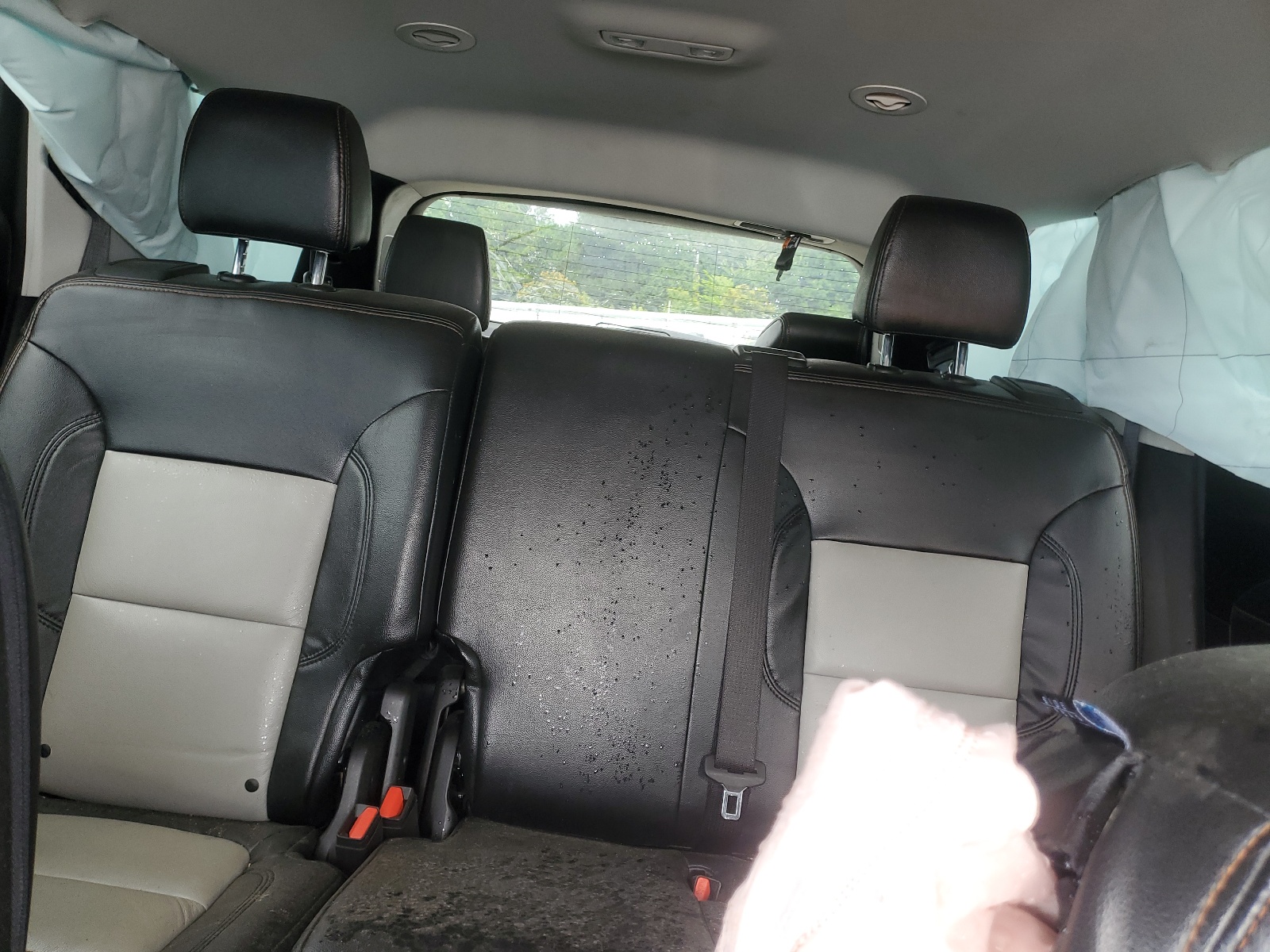 1GNERFKW7KJ140129 2019 Chevrolet Traverse Ls