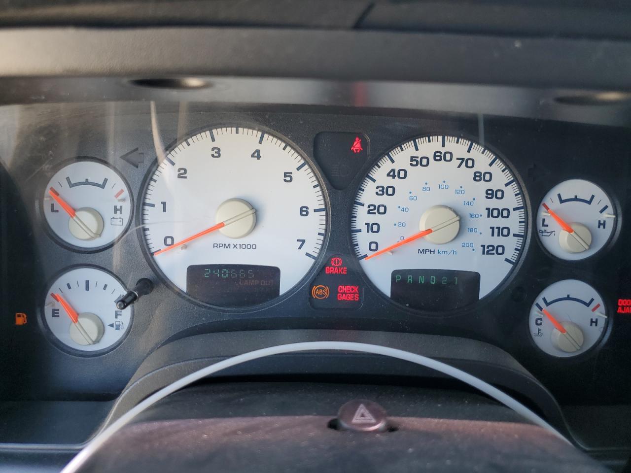 2002 Dodge Ram 1500 VIN: 3D7HA18N12G141895 Lot: 60281854