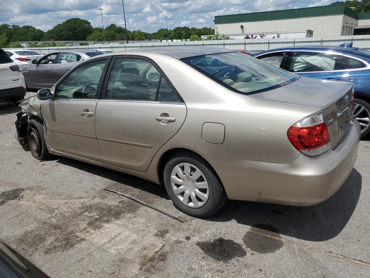 JTDBE32K563050409 2006 Toyota Camry Le