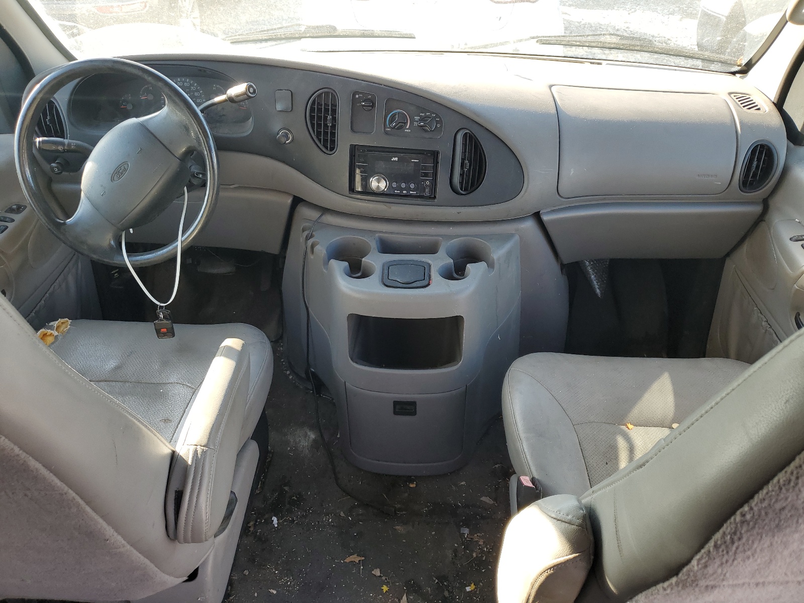 1FTRE14281HA14709 2001 Ford Econoline E150 Van