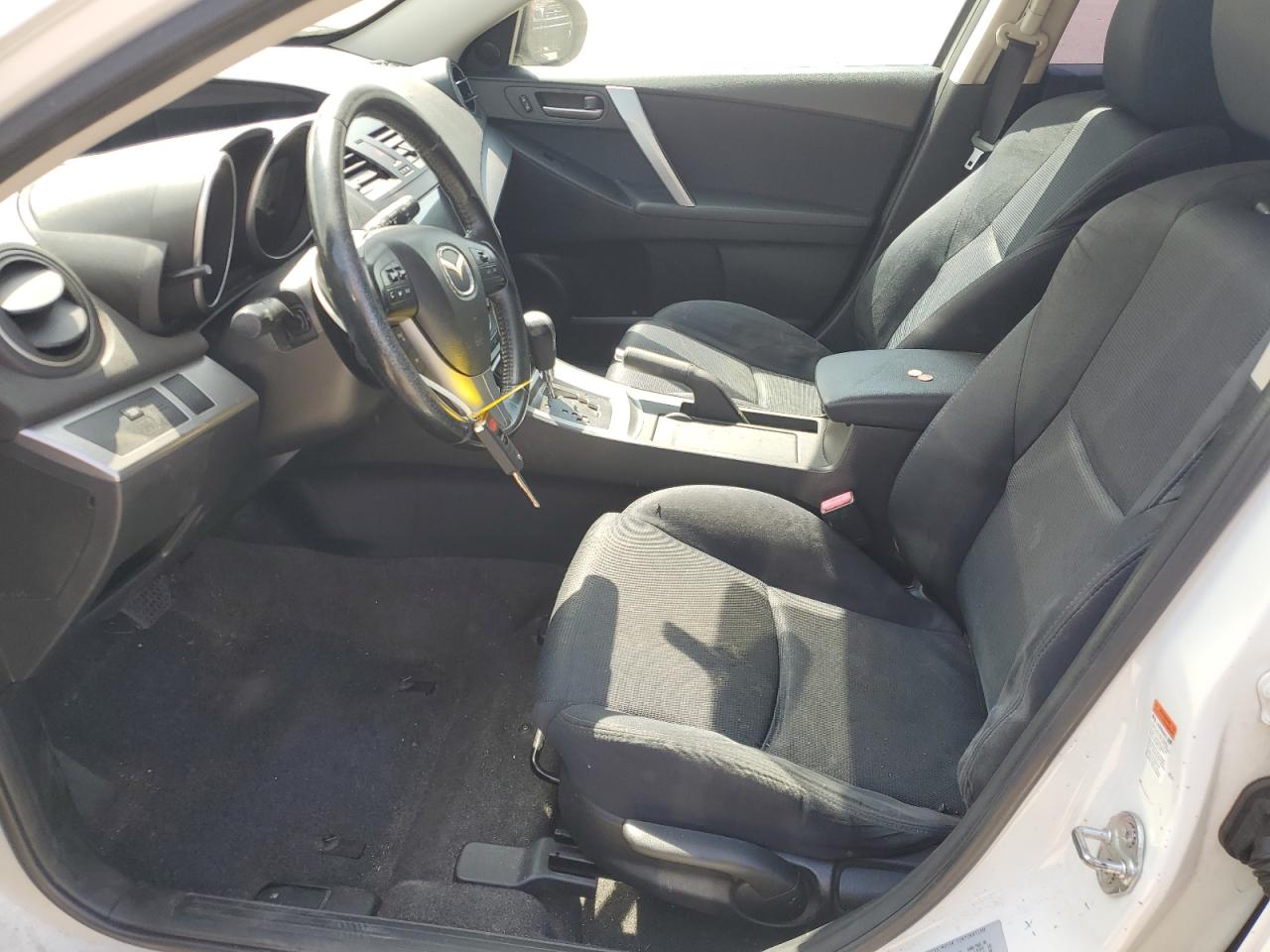 2011 Mazda 3 S VIN: JM1BL1K65B1380120 Lot: 59442574