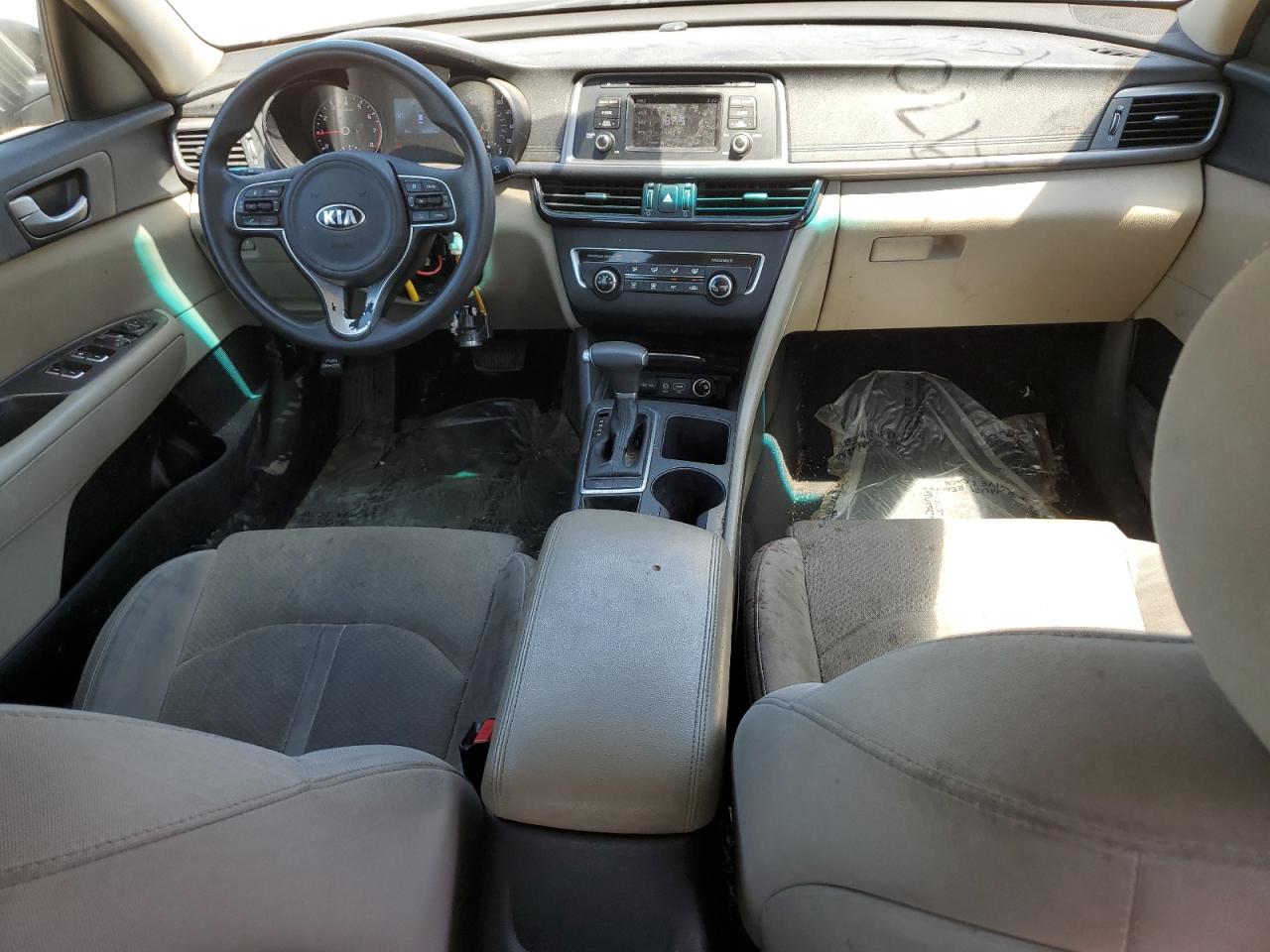 2017 Kia Optima Lx VIN: 5XXGT4L39HG155580 Lot: 61057714