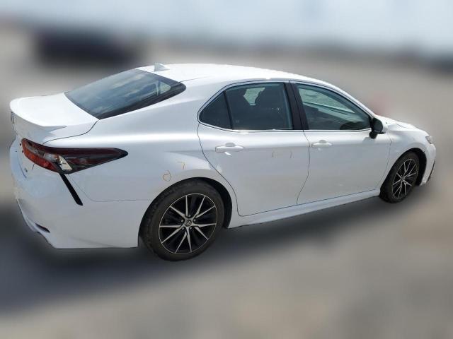  TOYOTA CAMRY 2023 Белый