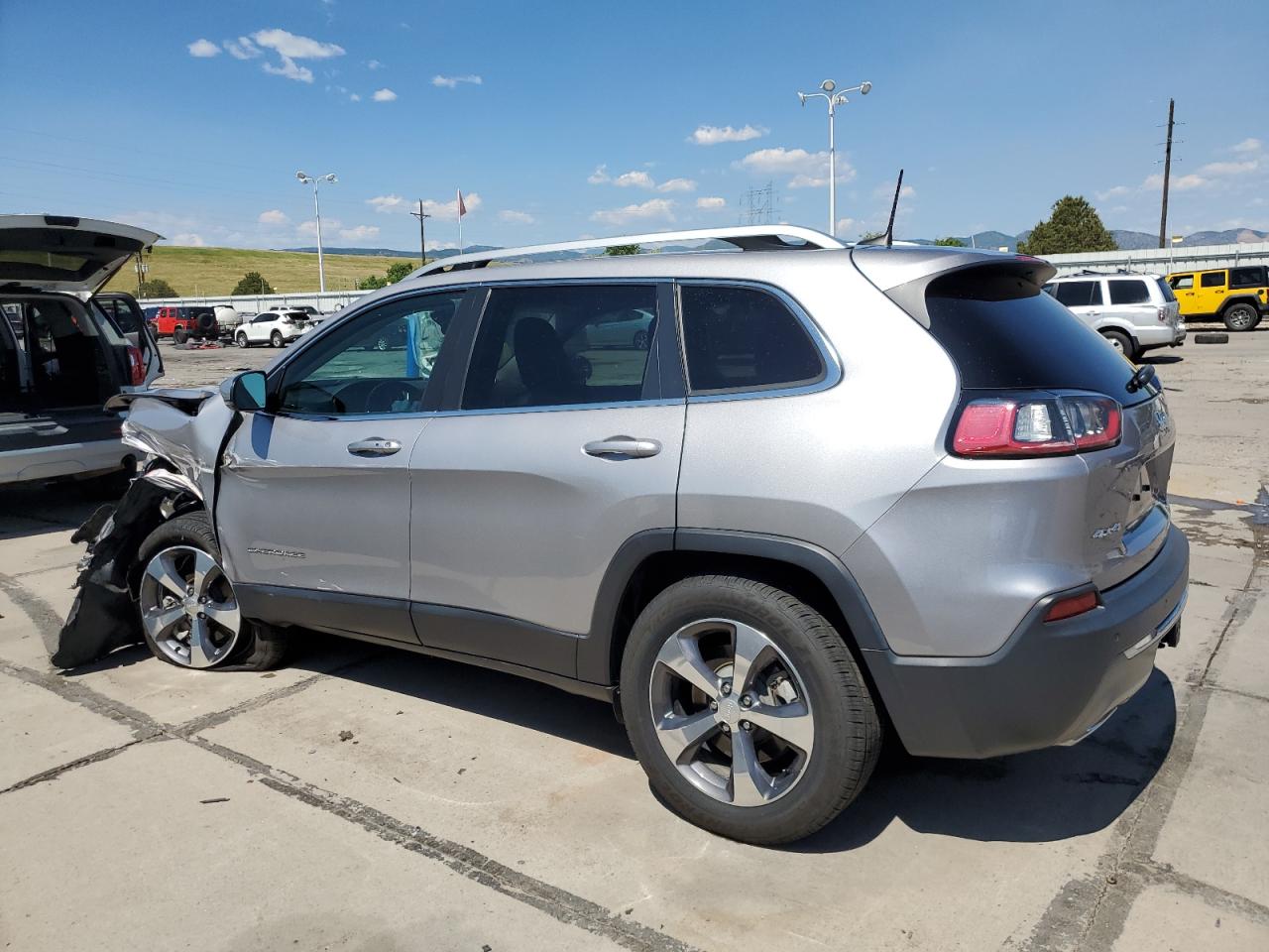 2019 Jeep Cherokee Limited VIN: 1C4PJMDN0KD214085 Lot: 61286394