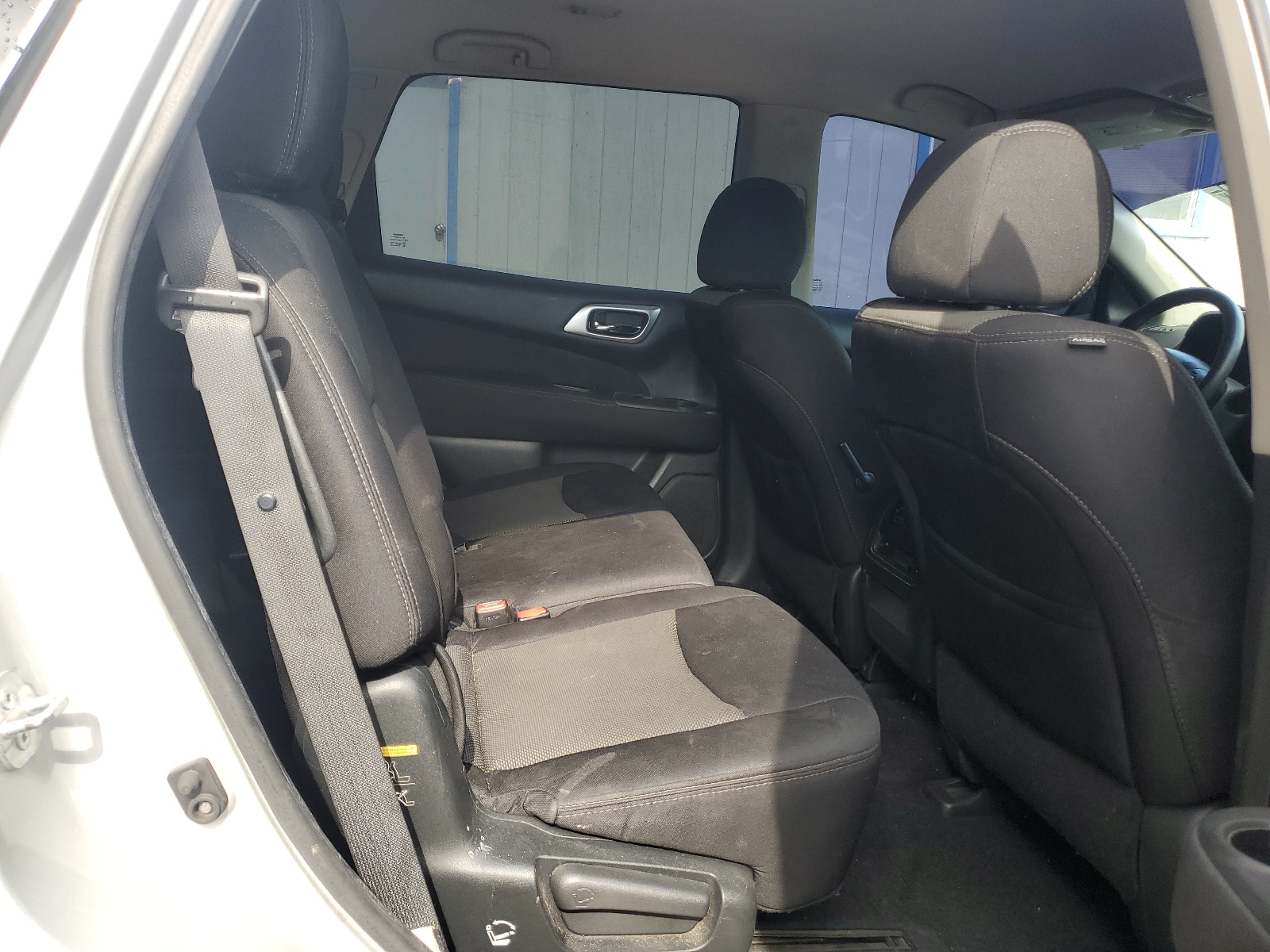 5N1DR2MN0HC666421 2017 Nissan Pathfinder S