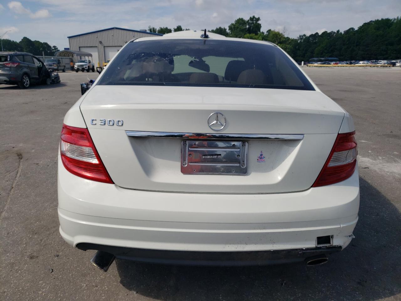 2010 Mercedes-Benz C 300 VIN: WDDGF5EB1AR114838 Lot: 57141064