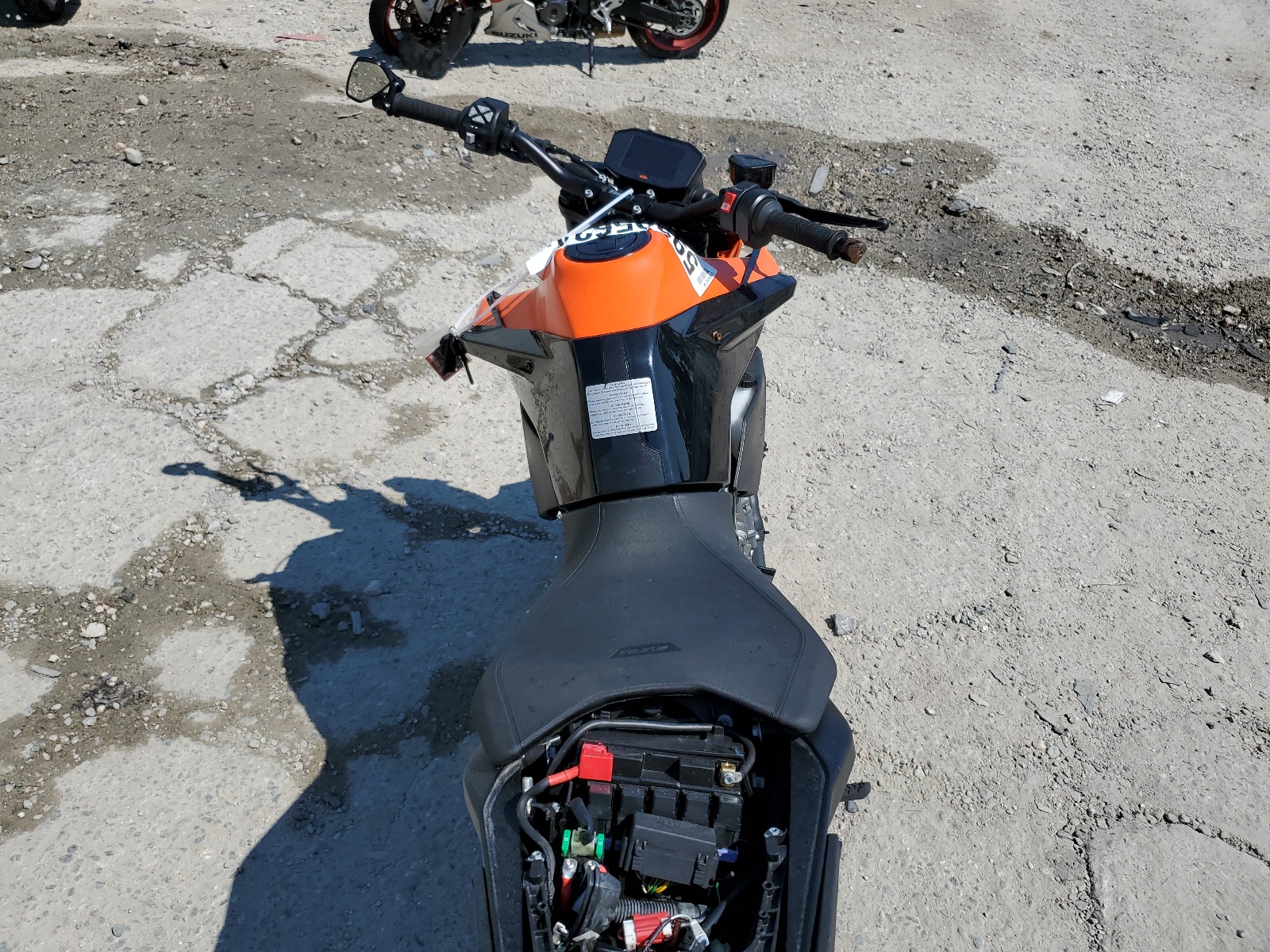 VBKTU9402NM833927 2022 Ktm 890 Duke R