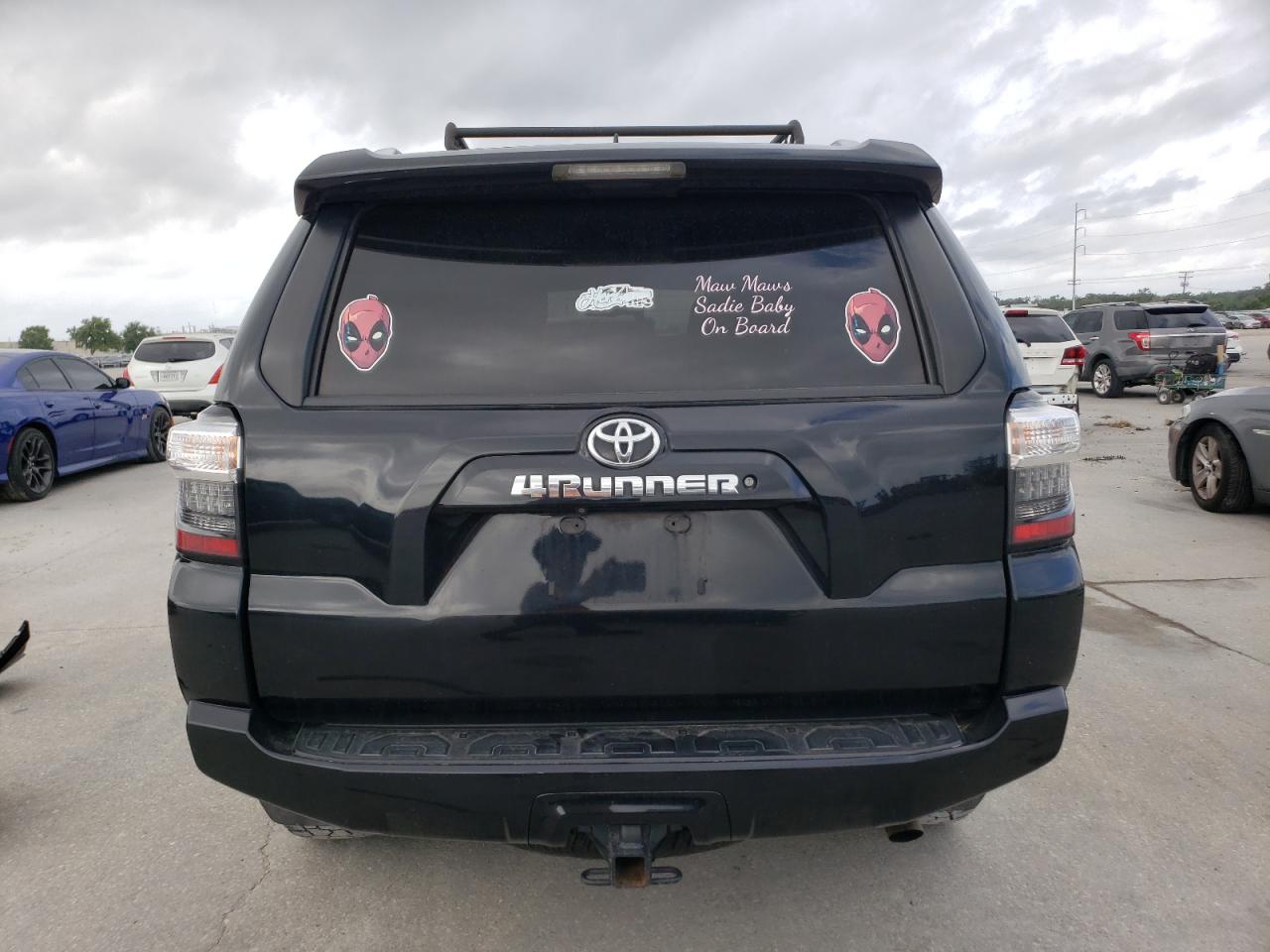 JTEZU5JR5G5143587 2016 Toyota 4Runner Sr5