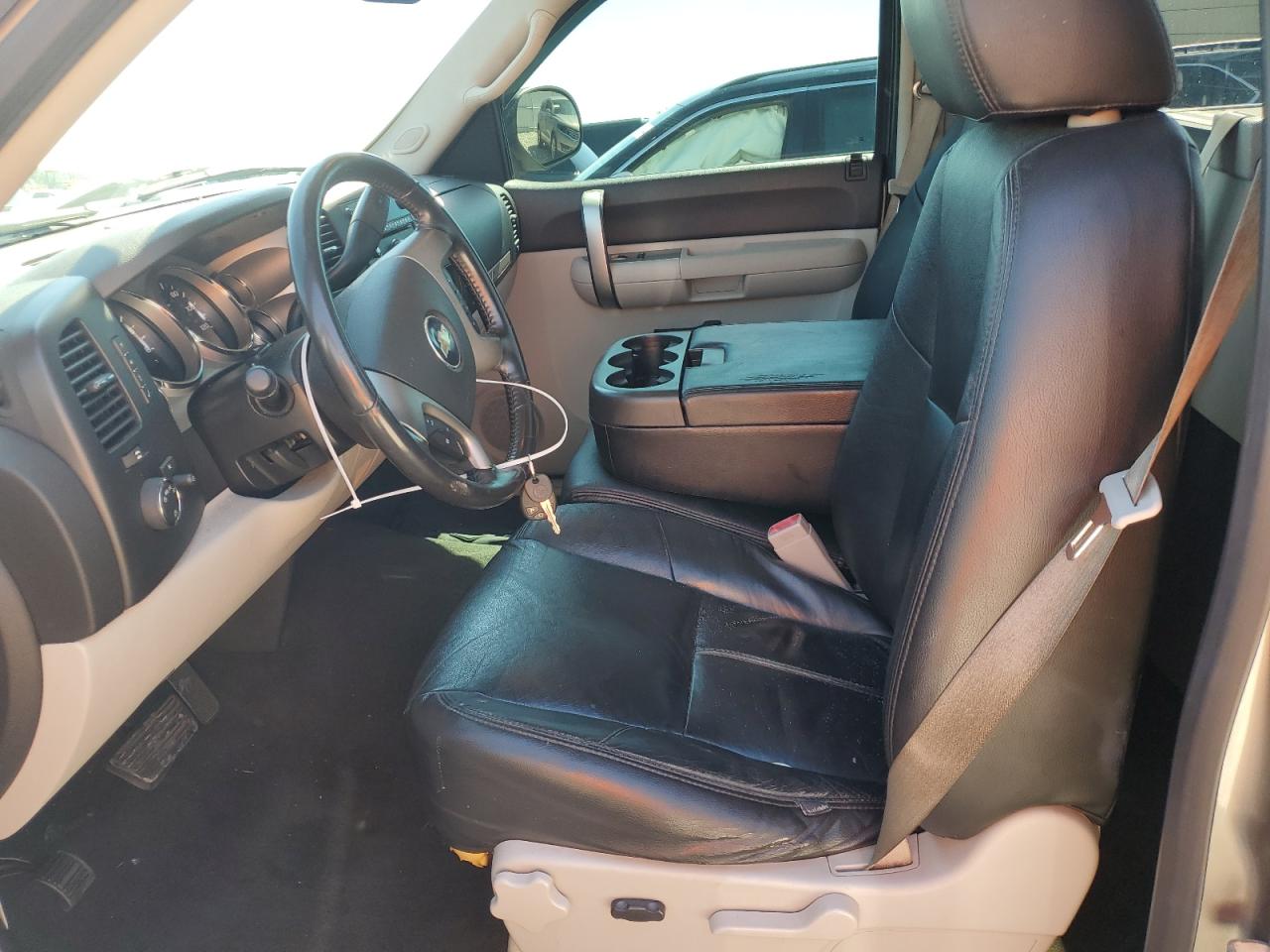 2008 Chevrolet Silverado K1500 VIN: 1GCEK14068Z188126 Lot: 60278644