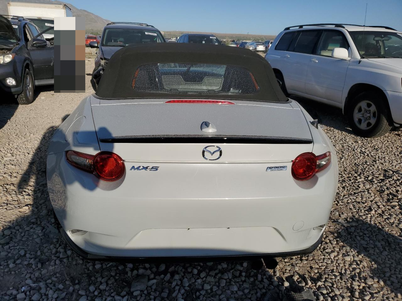 JM1NDAC77H0122911 2017 Mazda Mx-5 Miata Club