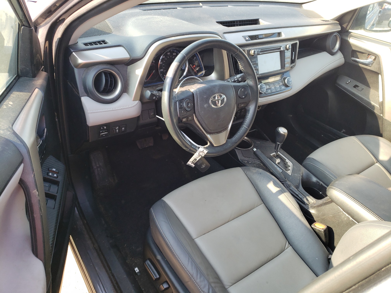 2T3YFREV6FW146319 2015 Toyota Rav4 Limited