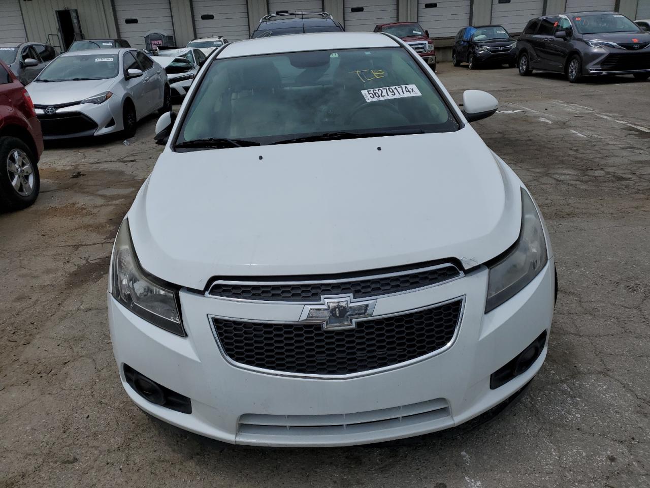 VIN 1G1PG5SB5E7410919 2014 CHEVROLET CRUZE no.5