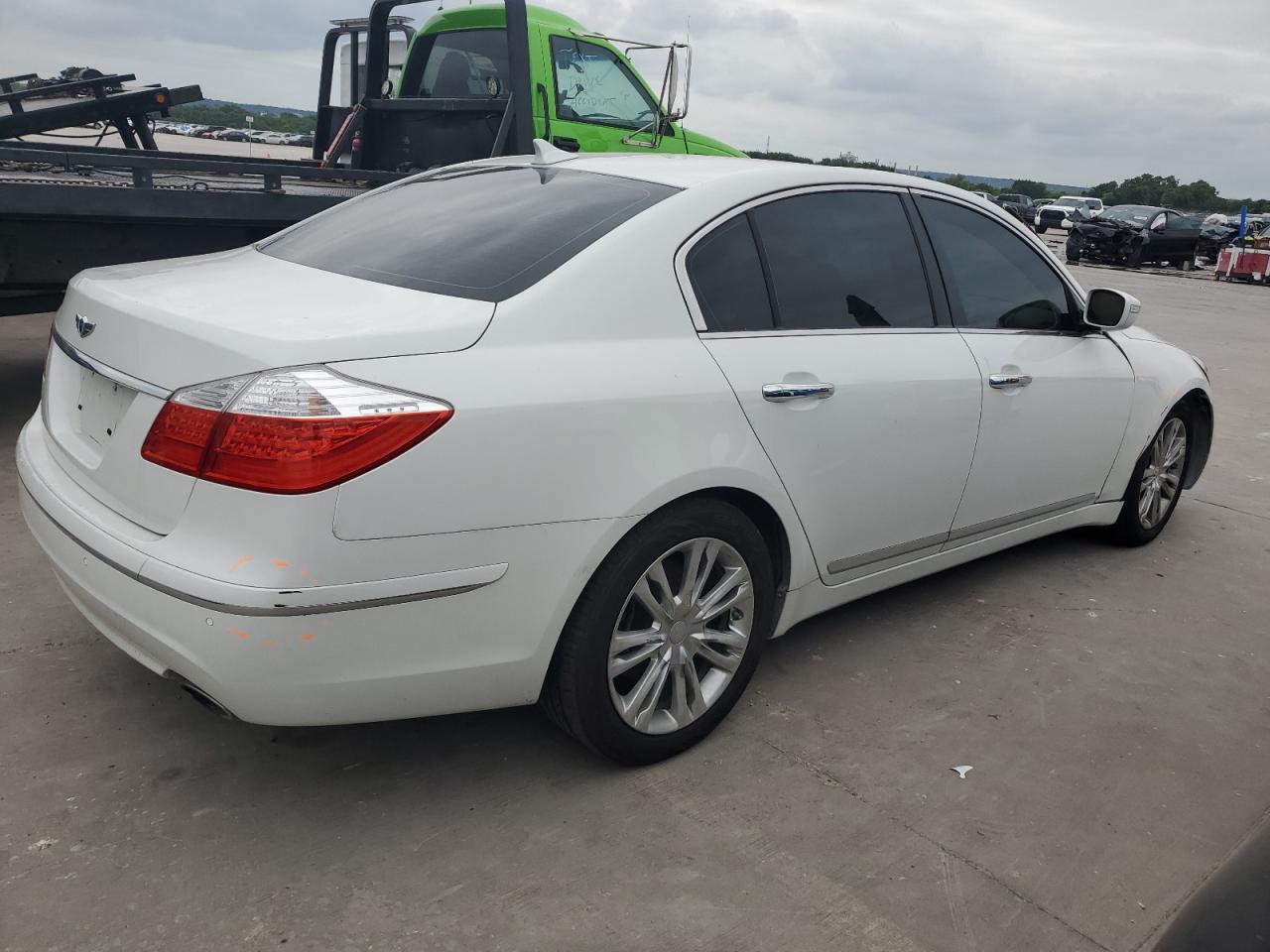 2009 Hyundai Genesis 4.6L VIN: KMHGC46F09U064839 Lot: 59886054