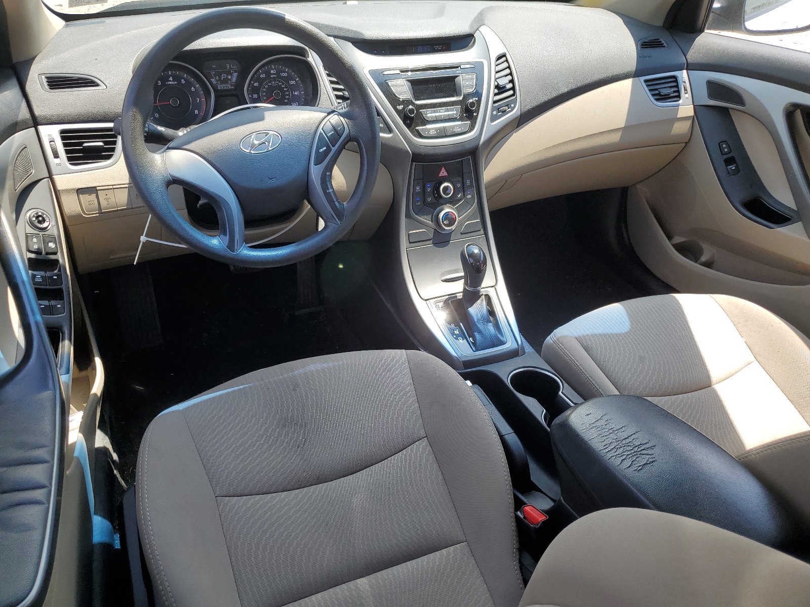 5NPDH4AEXGH668977 2016 Hyundai Elantra Se