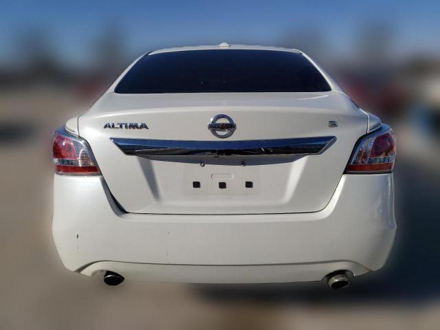 Седаны NISSAN ALTIMA 2015 Белый