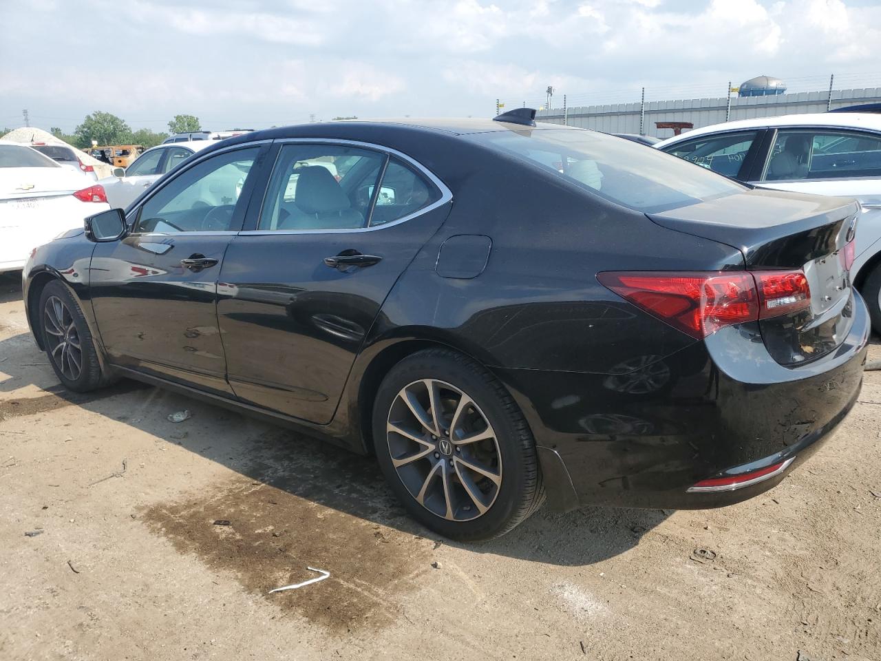 VIN 19UUB2F56FA001507 2015 ACURA TLX no.2