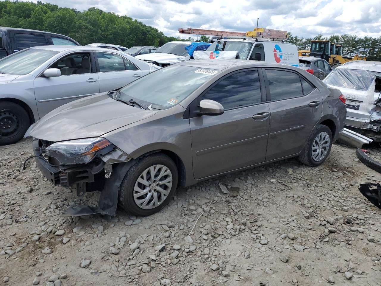 2T1BURHE3HC947570 2017 TOYOTA COROLLA - Image 1