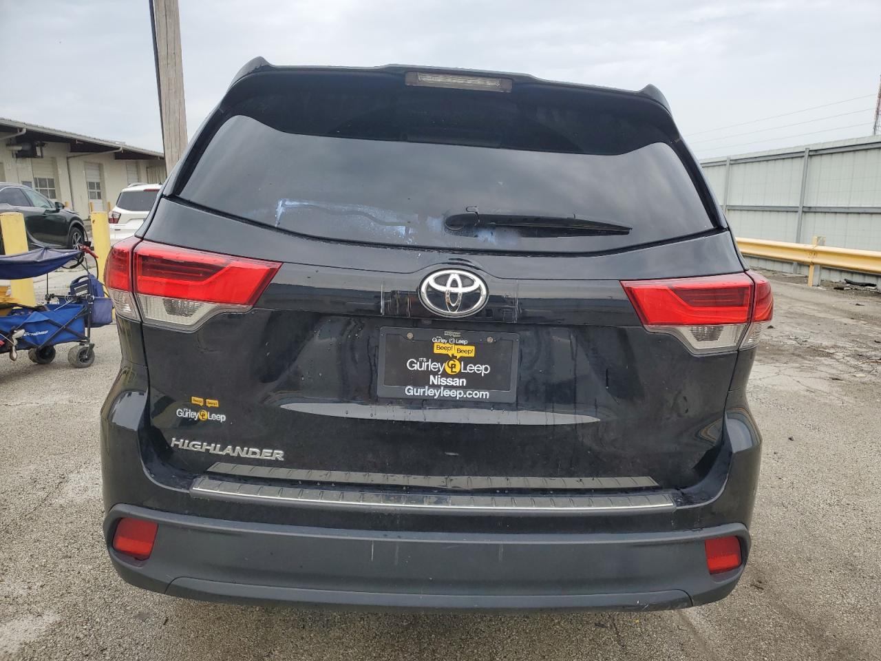 2019 Toyota Highlander Le VIN: 5TDZARFH4KS061051 Lot: 61215794
