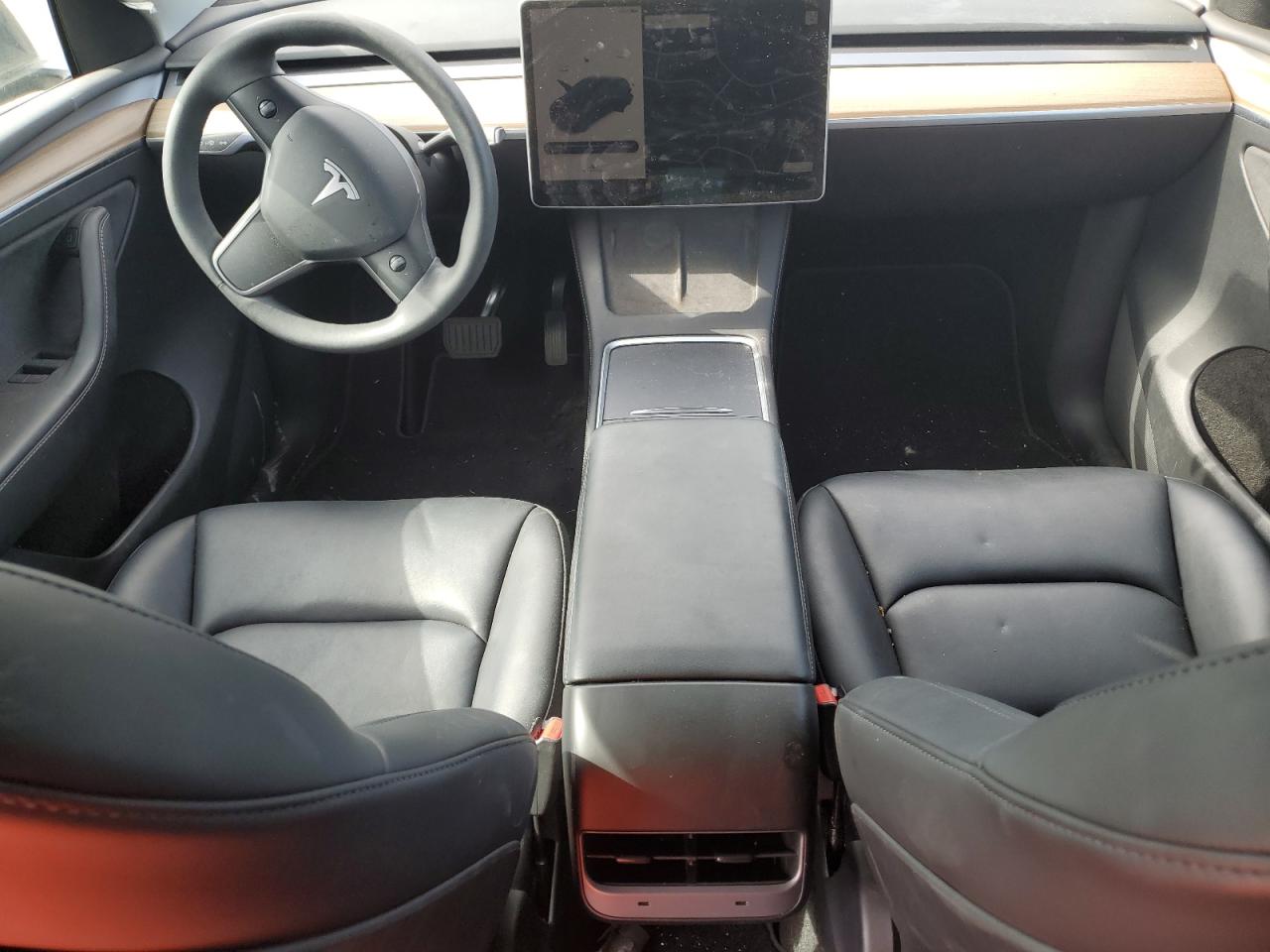 7SAYGAEE2NF524271 2022 Tesla Model Y