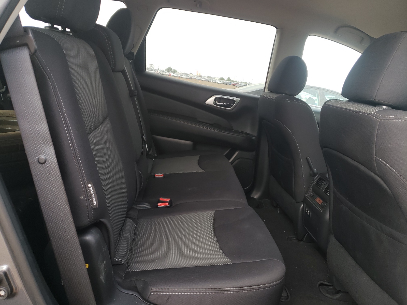 5N1DR2MM9KC598733 2019 Nissan Pathfinder S