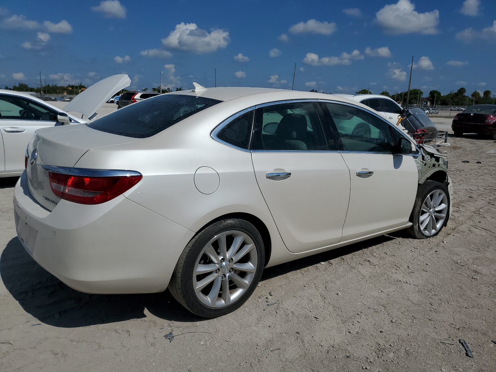 1G4PR5SK0E4183752 2014 Buick Verano Convenience