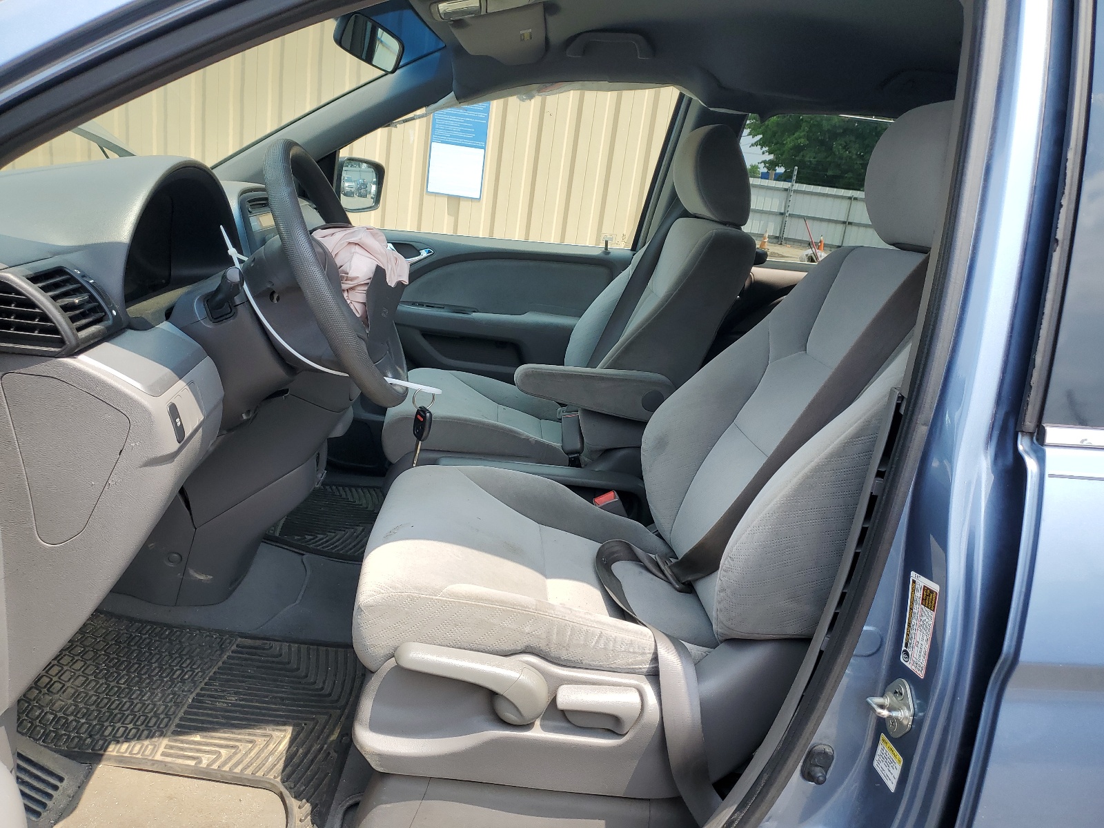 5FNRL3H27AB018990 2010 Honda Odyssey Lx