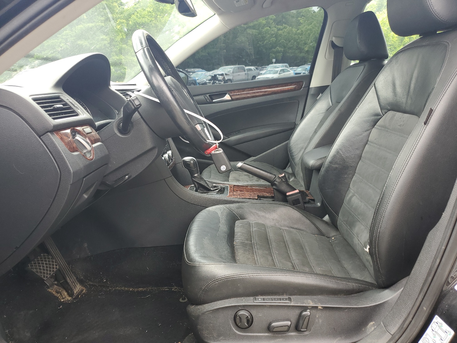 1VWCP7A36CC088496 2012 Volkswagen Passat Sel