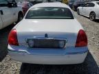 2004 Lincoln Town Car Executive იყიდება Cahokia Heights-ში, IL - Front End