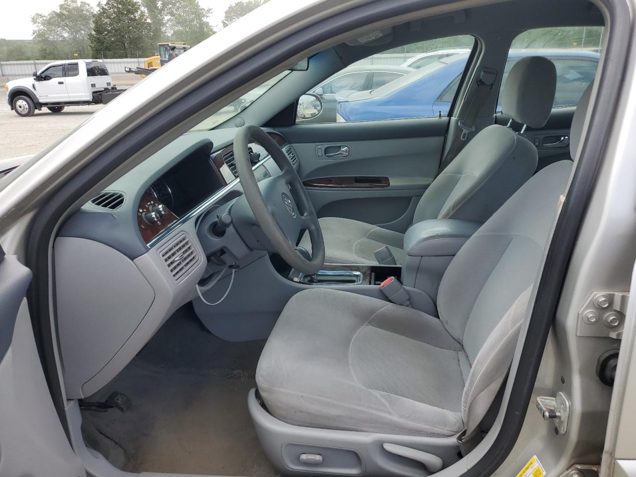 2007 Buick Lacrosse Cx VIN: 2G4WC552671102180 Lot: 59678844