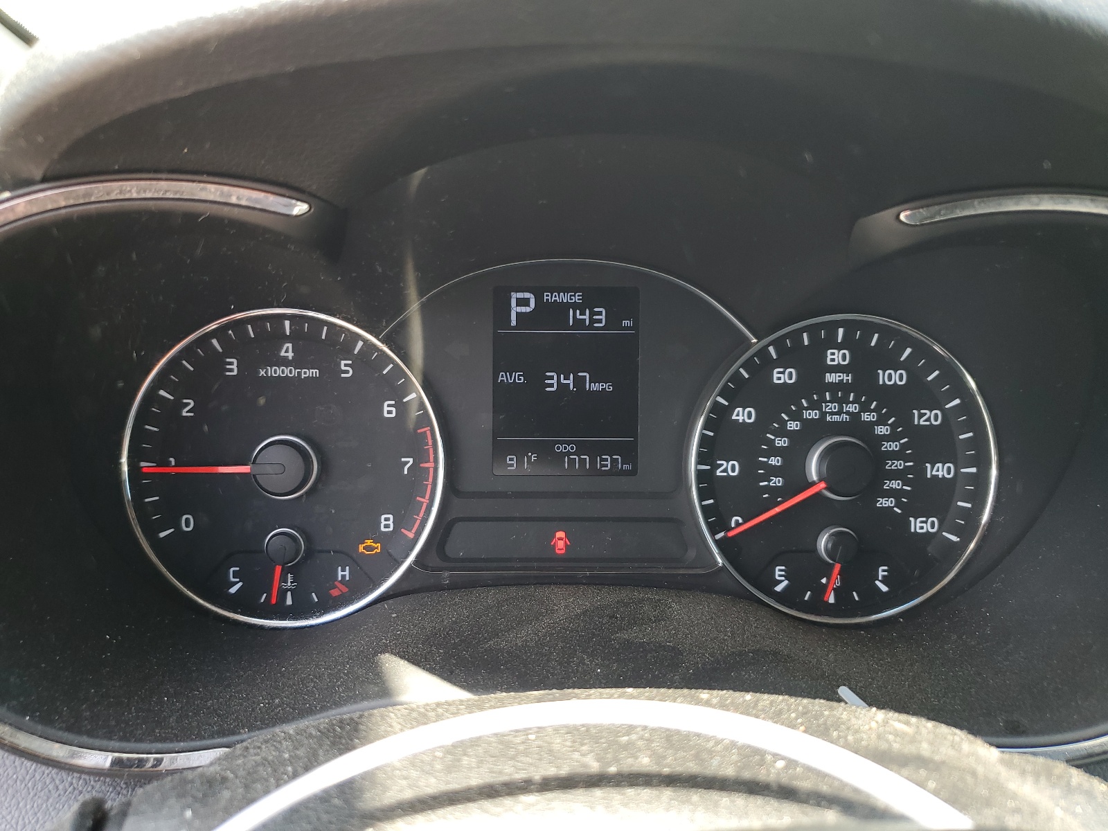 3KPFK4A7XHE131432 2017 Kia Forte Lx