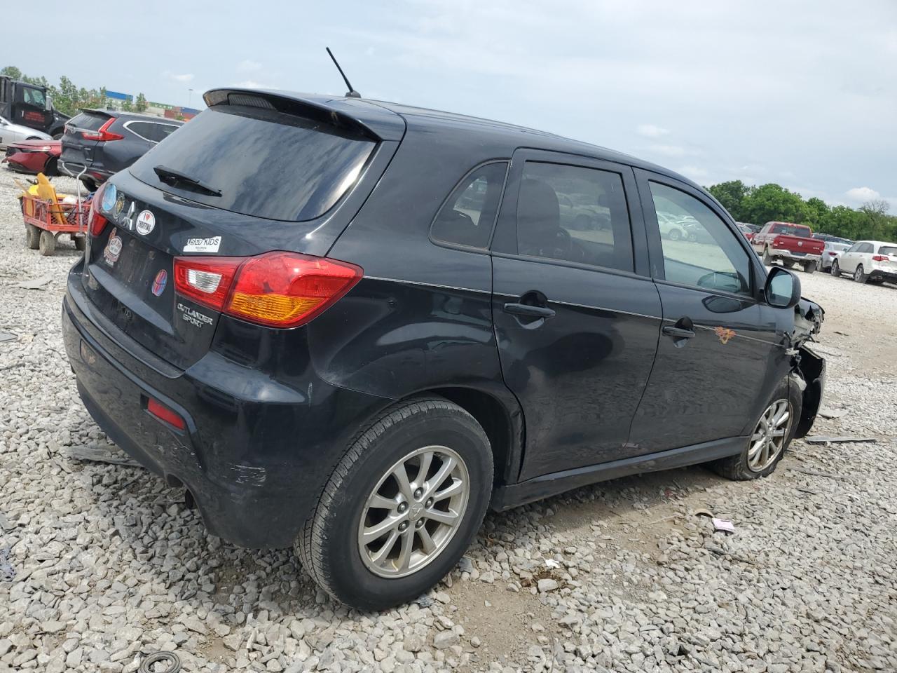 2011 Mitsubishi Outlander Sport Es VIN: JA4AP3AU0BZ019742 Lot: 57562734