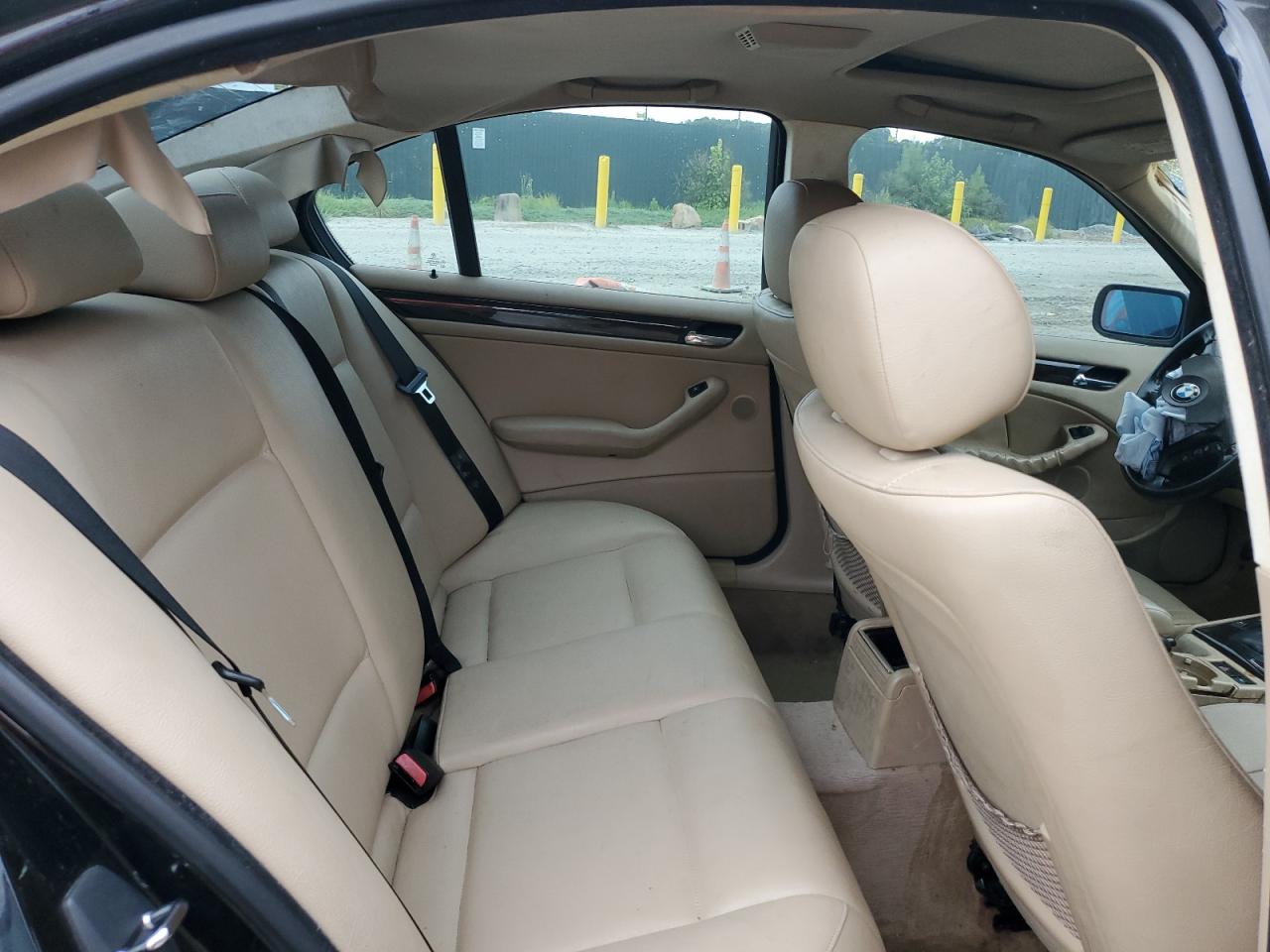 2004 BMW 325 I VIN: WBAEV33454KR33648 Lot: 60945994