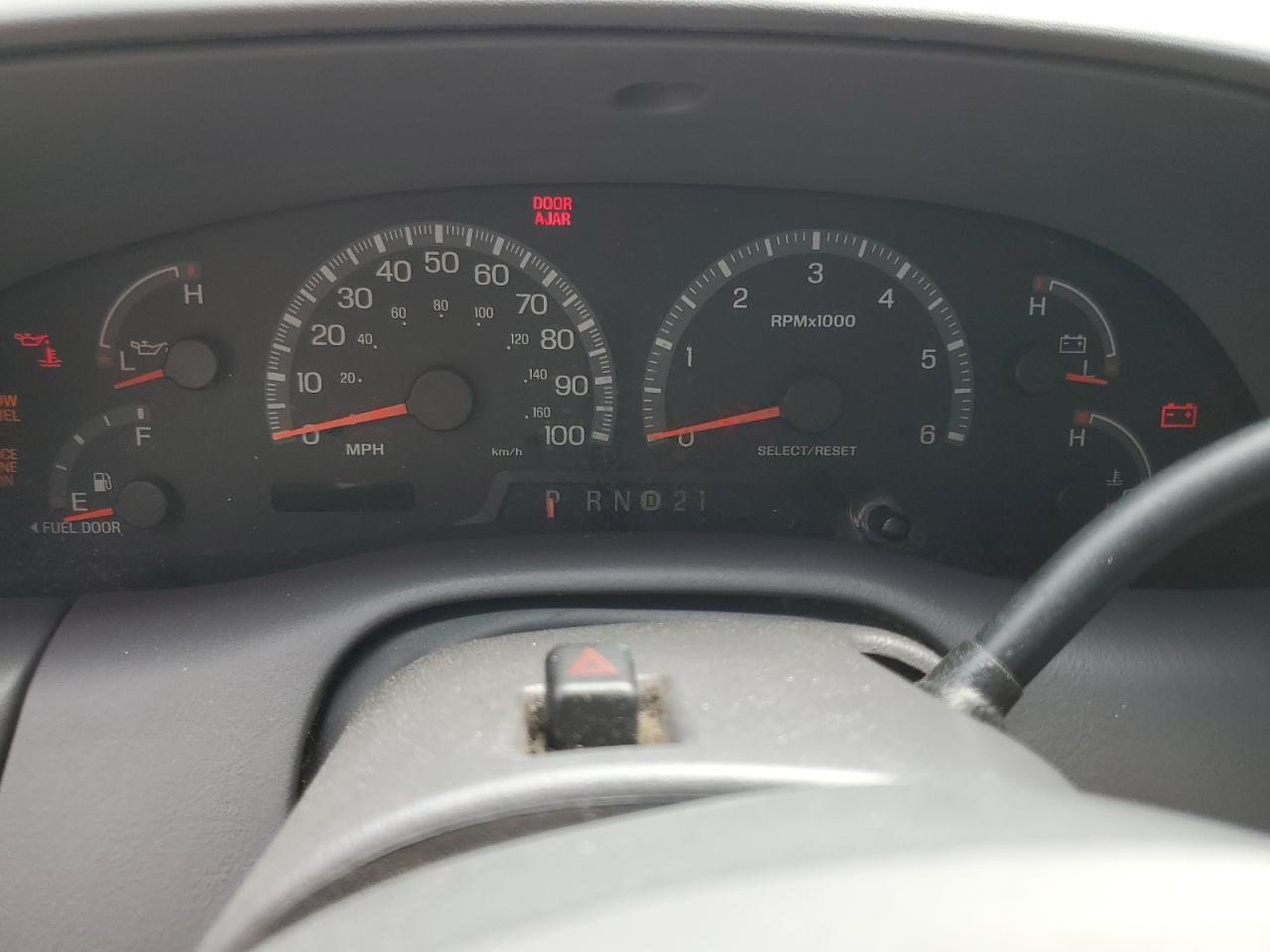 2002 Ford F150 VIN: 1FTRF18W22NB15676 Lot: 59076984