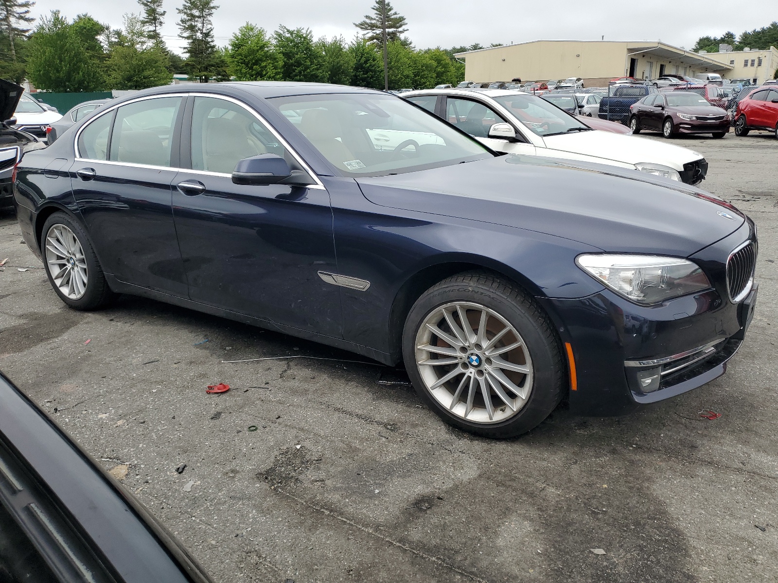 2014 BMW 750 Xi vin: WBAYB6C56ED224636