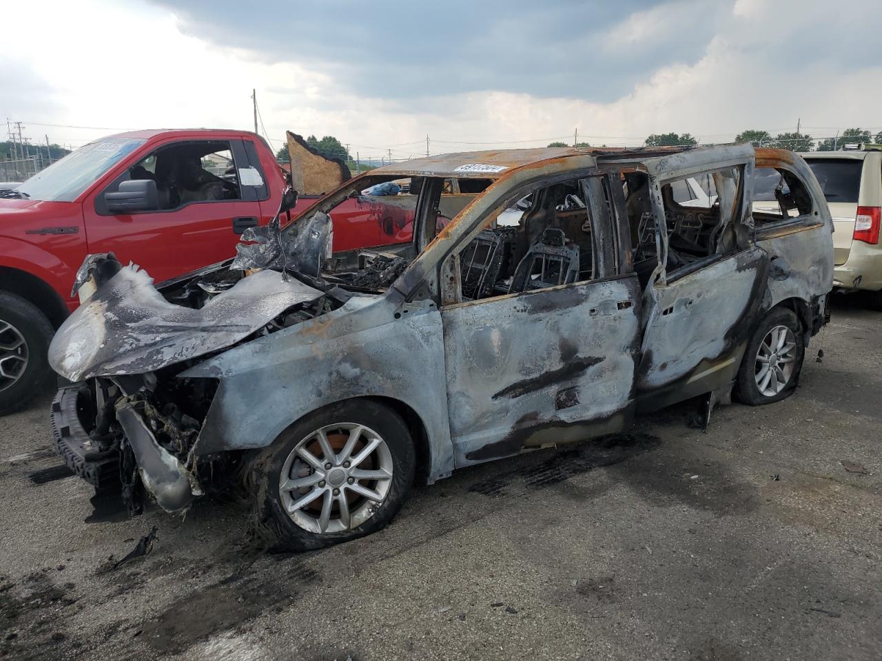 2019 Dodge Caravan - Image 1