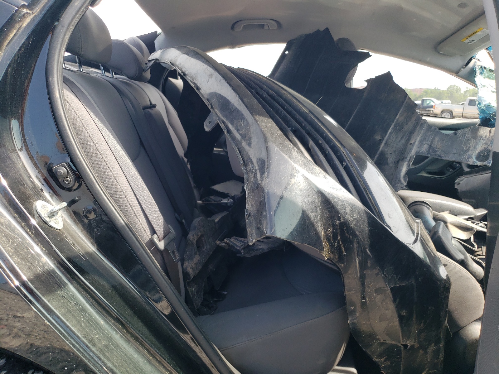 5NPDH4AE0FH609757 2015 Hyundai Elantra Se