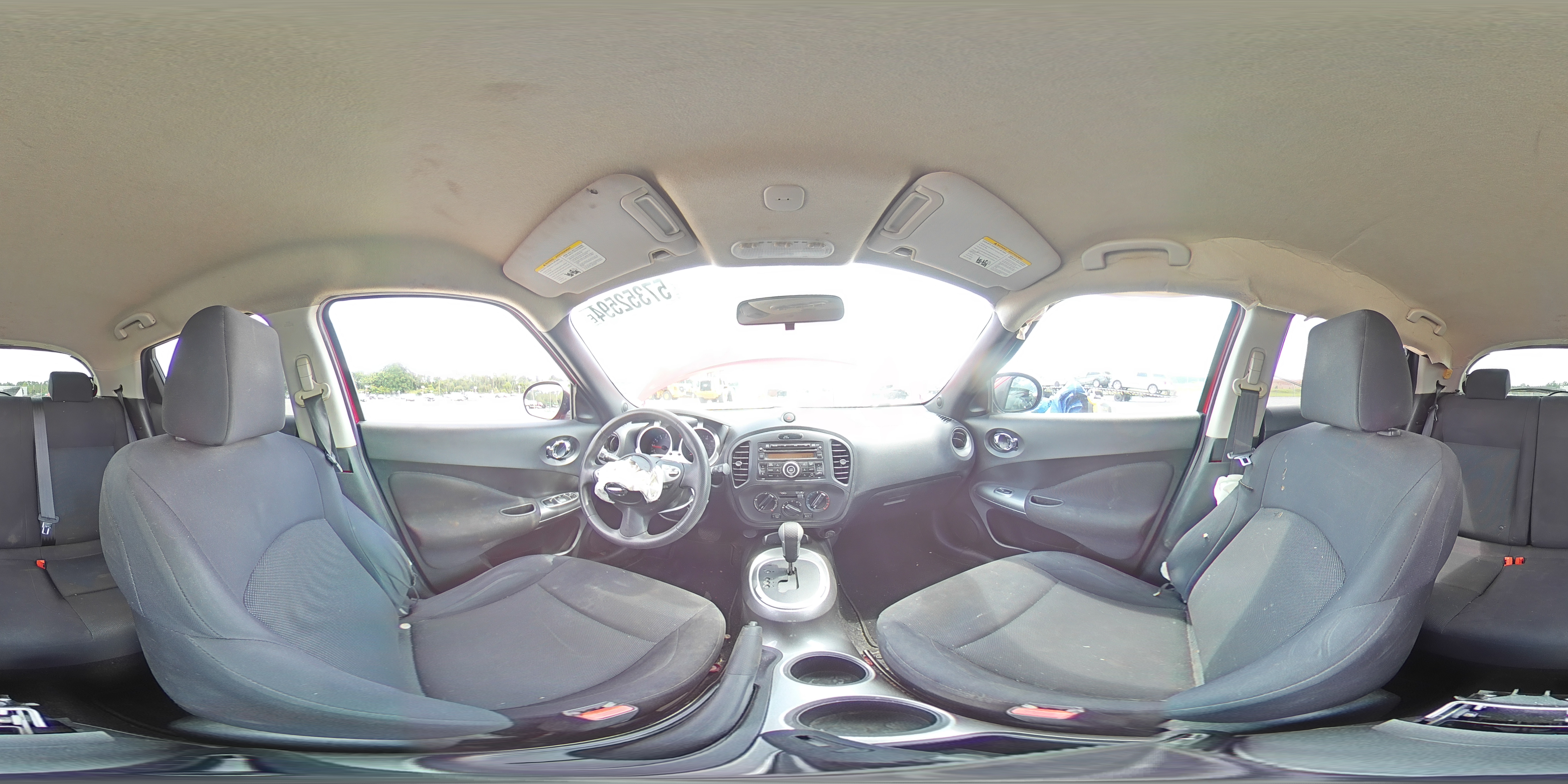 2014 Nissan Juke S VIN: JN8AF5MRXET454582 Lot: 57352594