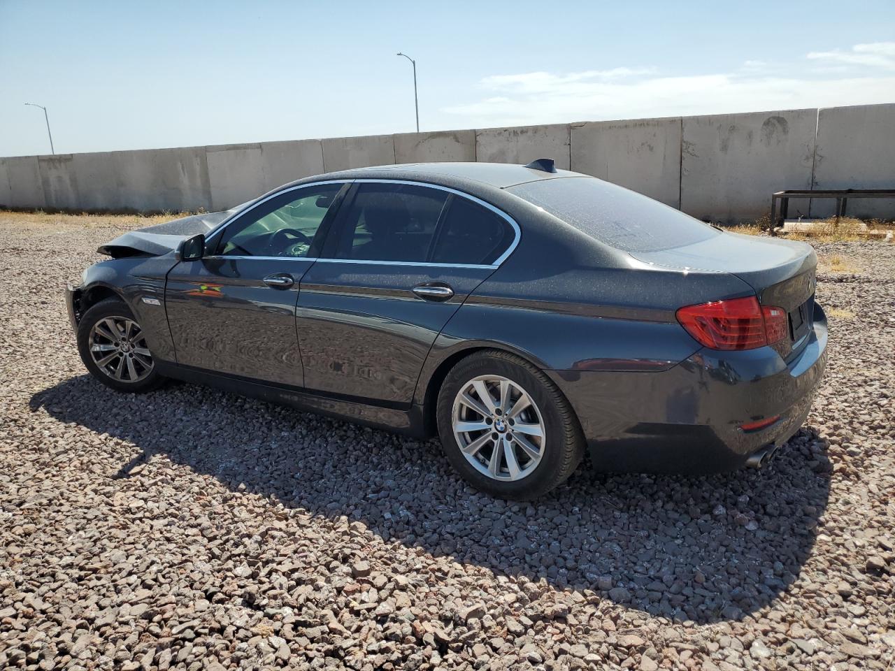WBA5A5C52FD515877 2015 BMW 5 SERIES - Image 2