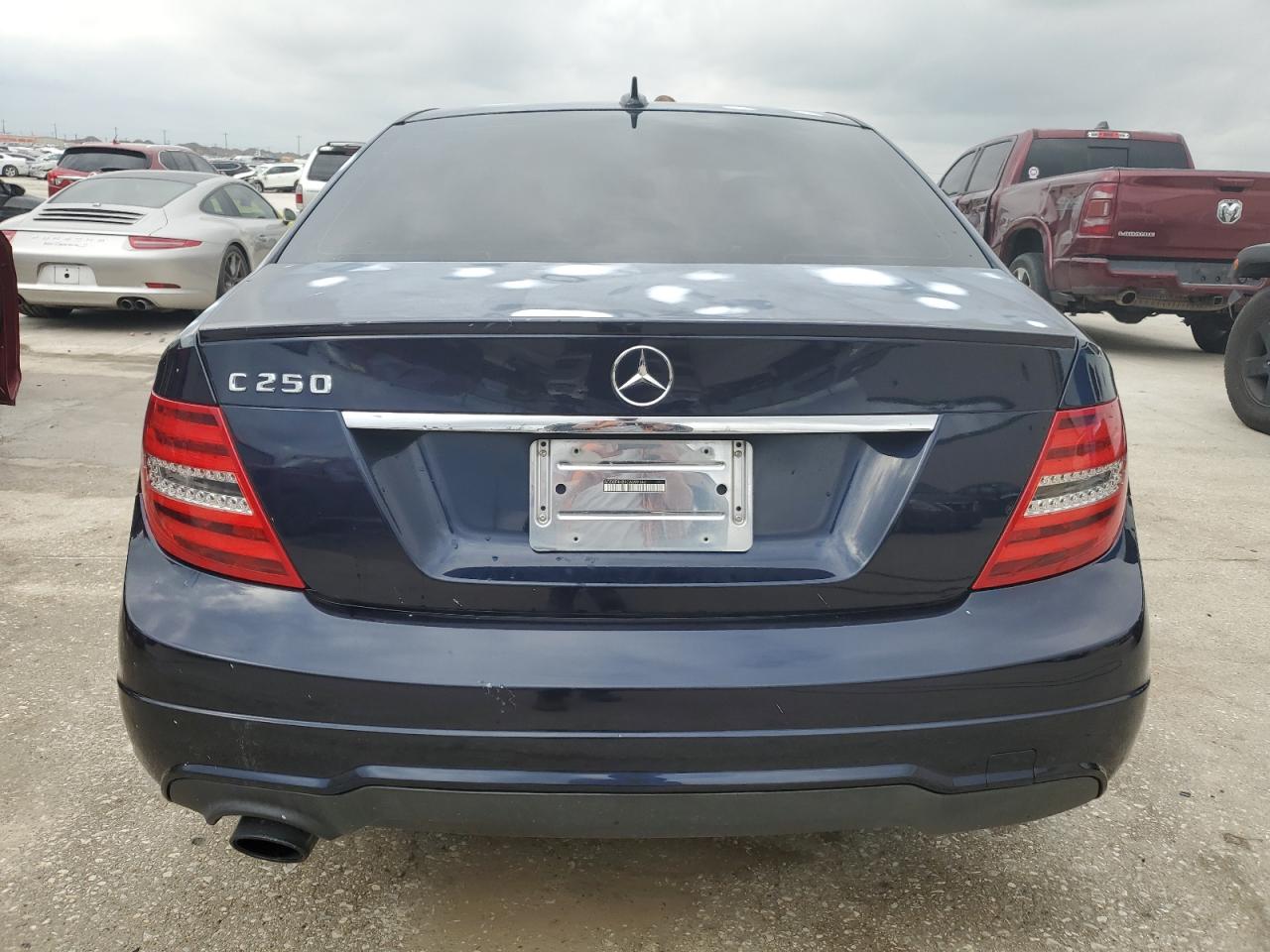 2012 Mercedes-Benz C 250 VIN: WDDGF4HB9CA599141 Lot: 58984614
