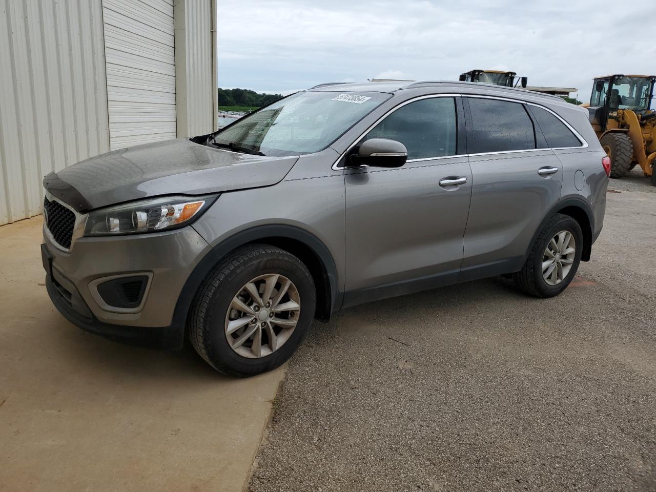 5XYPG4A35HG264704 2017 KIA SORENTO - Image 1