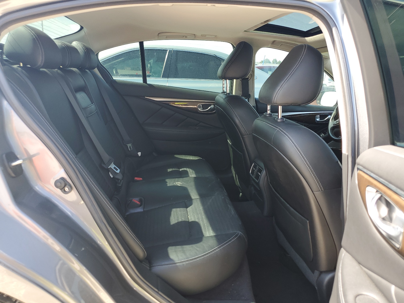 JN1EV7APXHM730890 2017 Infiniti Q50 Premium