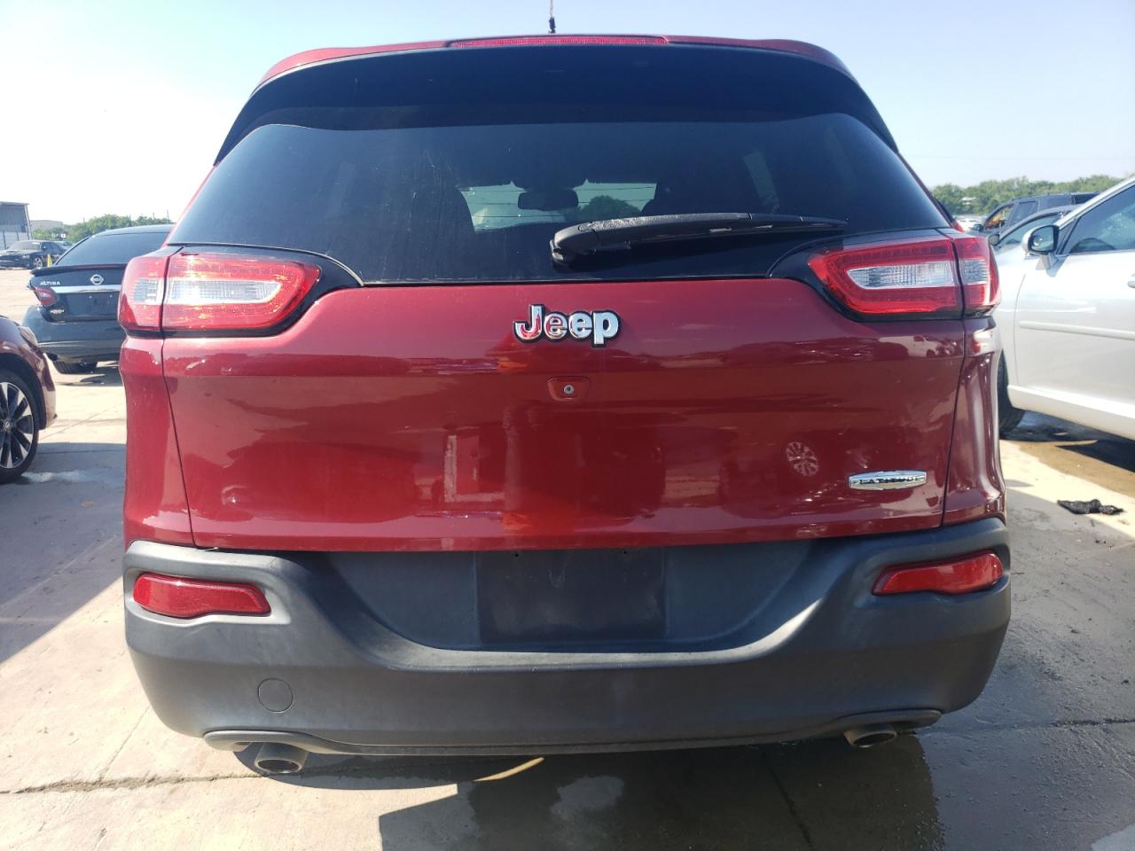 2014 Jeep Cherokee Latitude VIN: 1C4PJLCS8EW228701 Lot: 58751104