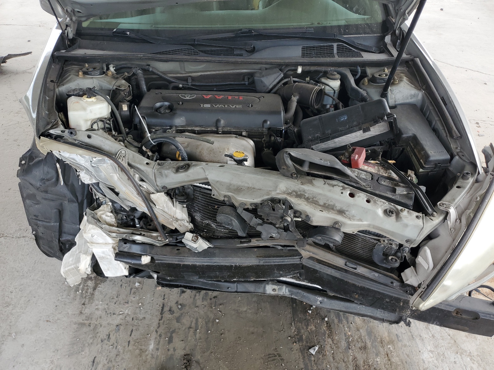 4T1BE32K95U517738 2005 Toyota Camry Le