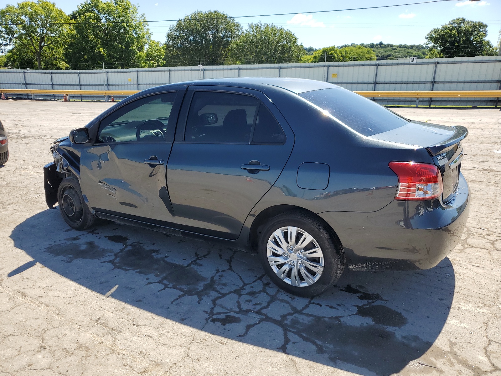 JTDBT903371142068 2007 Toyota Yaris