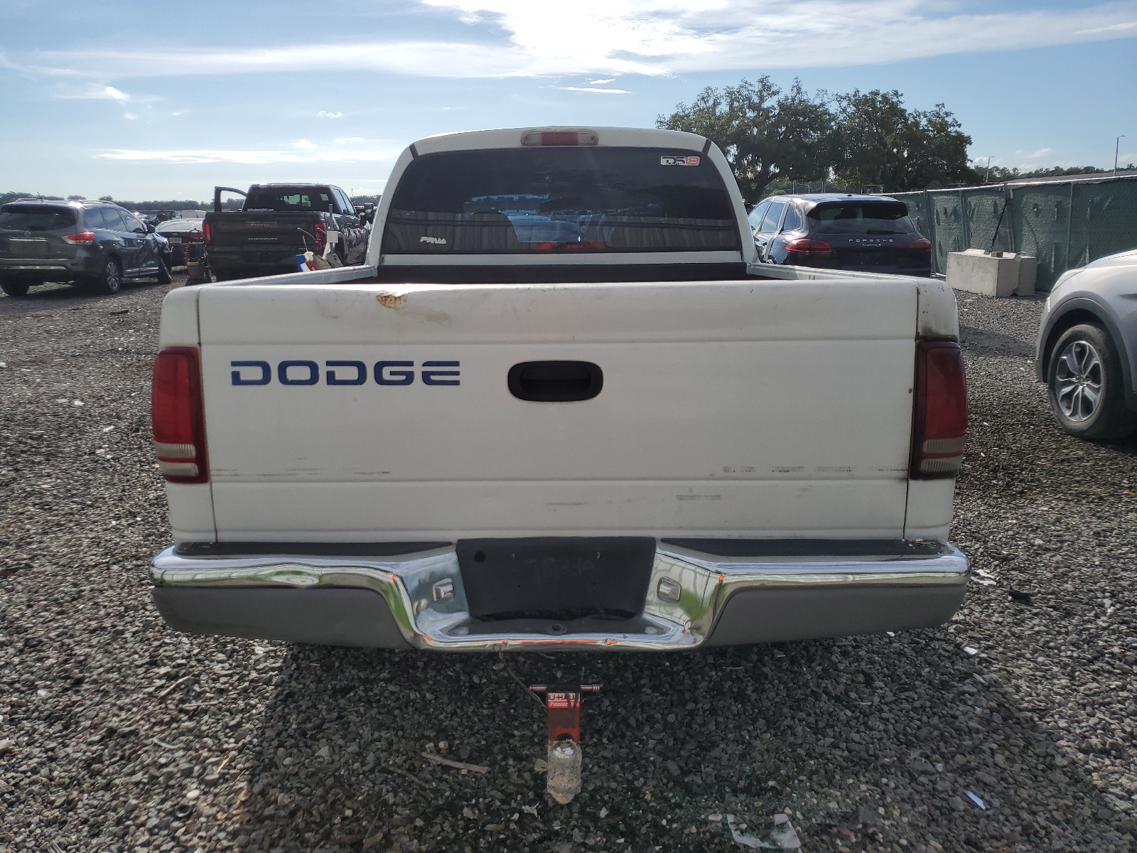 1B7GL2AX0YS789859 2000 Dodge Dakota Quad