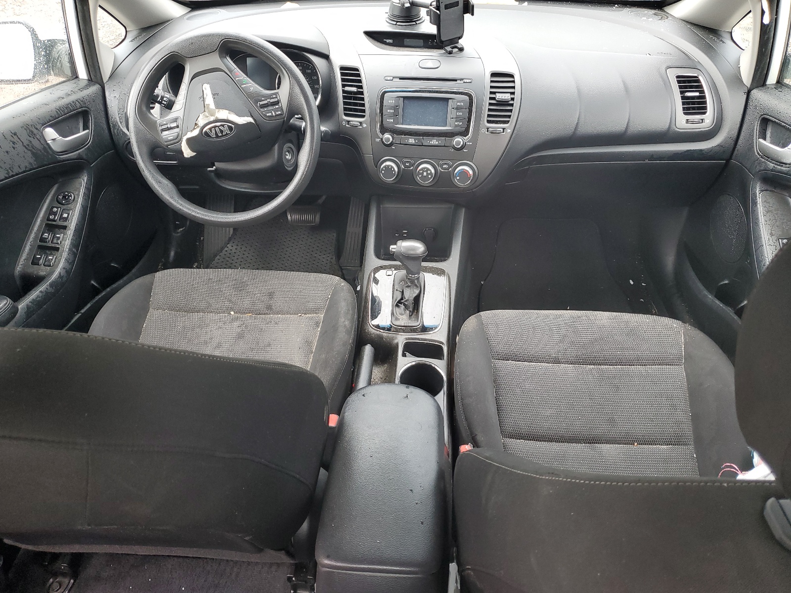 3KPFK4A74JE283244 2018 Kia Forte Lx