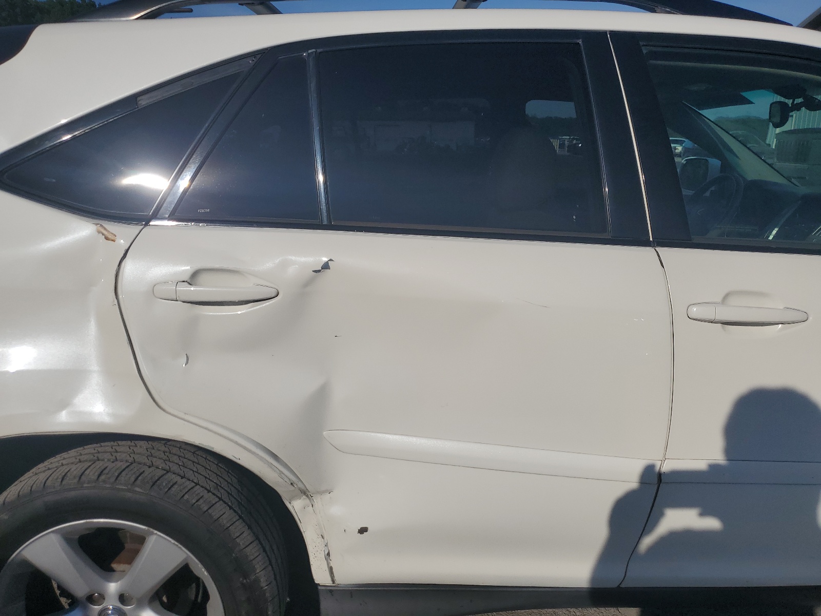 2T2HA31UX5C079642 2005 Lexus Rx 330