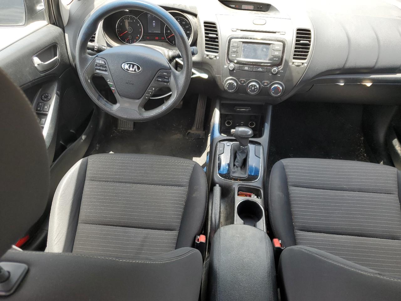 3KPFL4A73HE009282 2017 Kia Forte Lx